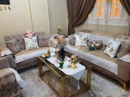 Other home furniture dans Tripoli - طقم كنب جلد مقلوب