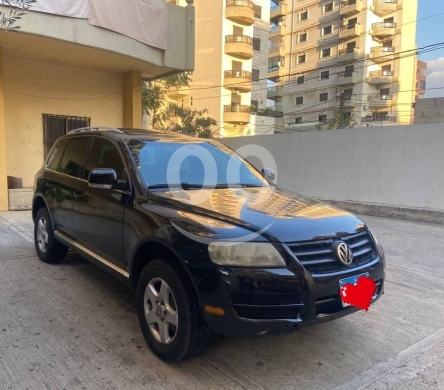 فولكس فاجن في طرابلس - Volkswagen Touareg 2004