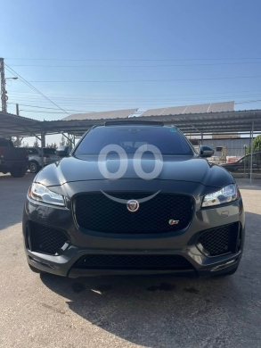 جاغوار في زغرتا - Jaguar F-pace 2017