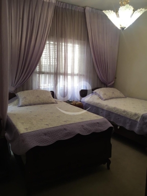 Apartments for sale in Hlaliyeh - شقتين مفتوحين على بعض في الهلالية مفروشين للبيع