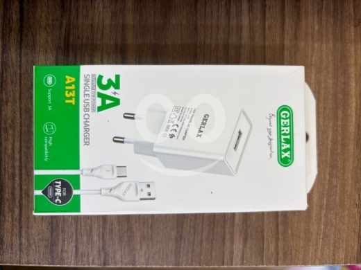 Mobile accessories dans Bab Al Ramel - شاحن جيرلاكس ١٥ واط سريع مع كابل يو أس بي تايب سي | Gerlax 15W 3A Fast Charger & Type-C Cable