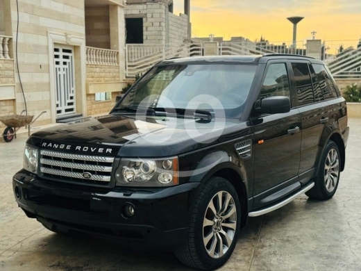 Land Rover in Tripoli - Range rover model 2006