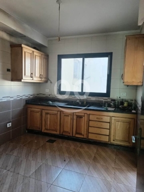 Apartments for sale dans Beyrouth - شقة للبيع على تلة الخياط