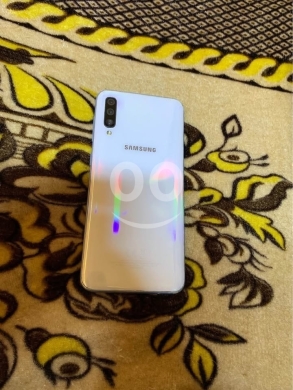 الهواتف المحمولة في طرابلس - Samsung a50