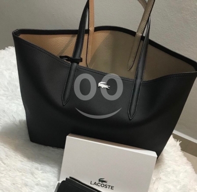 الملابس، الأحذية والزينة في أبو سمرا - حقيبة Lacoste Anna Tote بوجهين بحجم كبير وعملي | Lacoste Anna Large Reversible Tote Bag with Pouch