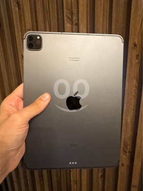 Computers Parts & Software Accessories in Beirut City - Ipad pro M1