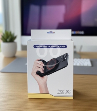 Other Mobile Phones & Accessories in Aley - Camera Handle Photo Holder Grips your phone like a real camera Magnetic mount with 360°