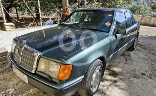 مرسيدس بنز في طرابلس - Mercedes-Benz model 1987