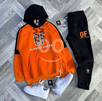 Vêtements, chaussures et accessoires dans Tripoli - ترنج Off