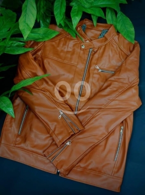 Vêtements, chaussures et accessoires dans Tripoli - جواكت