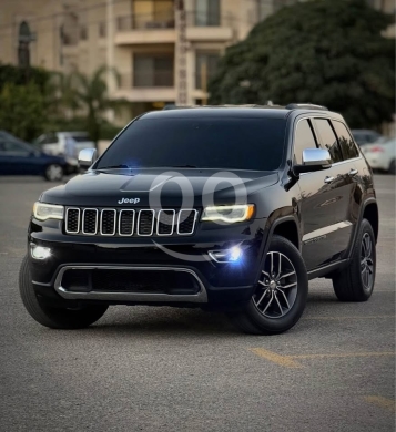 جيب في القلمون - Jeep grand cherokee model 2017