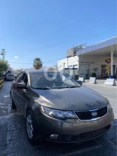 Kia cerato 2011