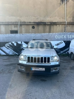 جيب في عاليه - Jeep Grand Cherokee 2009