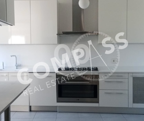 HIGH FLOOR for sale in the heart of Achrafieh — 3