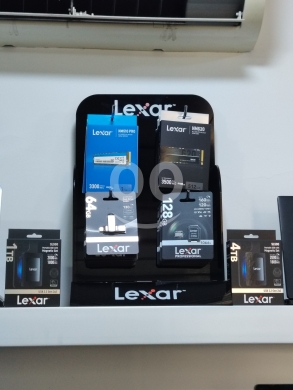قطع غيار الكمبيوتر وملحقات البرامج في طرابلس - All Kinds of Storage Available Only from Lexar