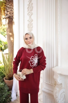 Vêtements, chaussures et accessoires dans Tripoli - طقم صوف نسائي تركي فاخر - Wool Set (قطعتان)، مقاس موحّد، جودة عالية