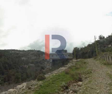 R9-2812 Land for Sale in Izal Danniyeh – 400 m² — 3