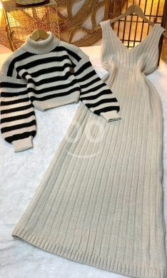 Clothes, Footwear & Accessories in Loussiya - فستان مع كنزة تريكو