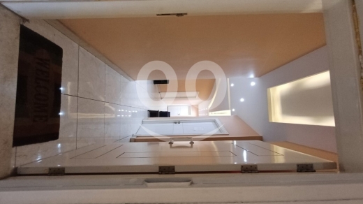 Apartments for sale in Saida - شقة لقطة للبيع في صيدا شارع معروف سعد ٢٢٠م تصلح لعيادات | 220sqm Apartment for Sale in Saida