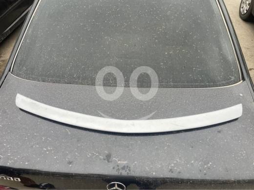 أكسسوارات وقطع غيار للمركبات في زغرتا - شفرة cls w219