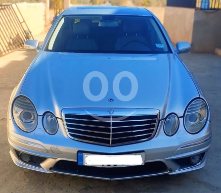Mercedes-Benz in Mar Elias - Mercedes E350 2007