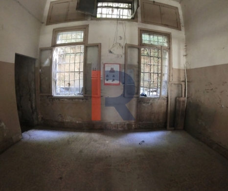 R9-2828 Old Building for Sale Near Tripoli Castle – 840 m² — 13
