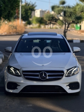 Mercedes-Benz in Abdul Latif El Bissar - E300 2017 (2 wheel)