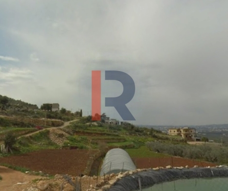 R9-2834 Land with House for Sale in Deir Nbouh – 1,000 m² — 4
