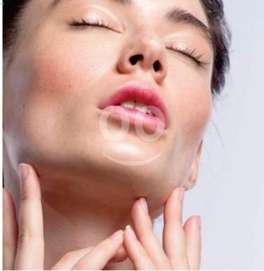 كريم بيوتانيك الليبوزومي لمكافحة التجاعيد 50+ | Biotaniqe Liposomal Anti-Wrinkle Cream 50+ — 4