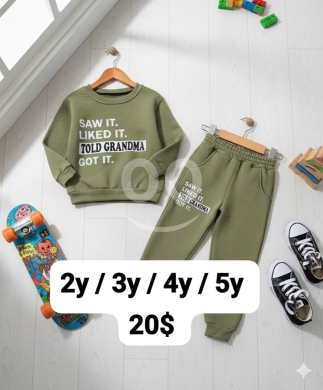 Vêtements, chaussures et accessoires dans Beyrouth - Kids Olive Green Tracksuit
