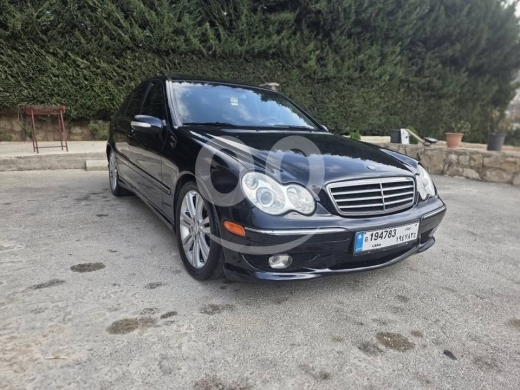 Mercedes-Benz in Tebnine - Mercedes-Benz c230 model 2005