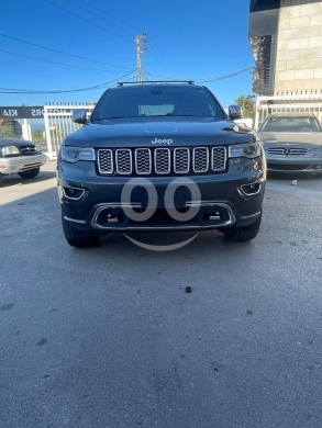 Jeep in Zouk Mosbeh - Jeep Grand cherokee model 2017