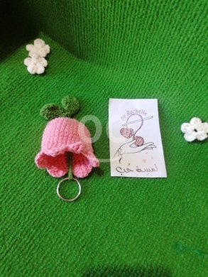 handmade tulip keychain — 2