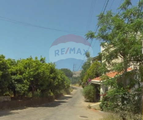 R9-2841 Residential Land for Sale in Nakhleh – 1,250 m² — 2
