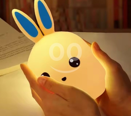 Baby & Kids Stuff in Beirut City - مصباح ليلي LED ملون على شكل أرنب سيليكون | Soft Silicone Rabbit LED Night Light for Kids