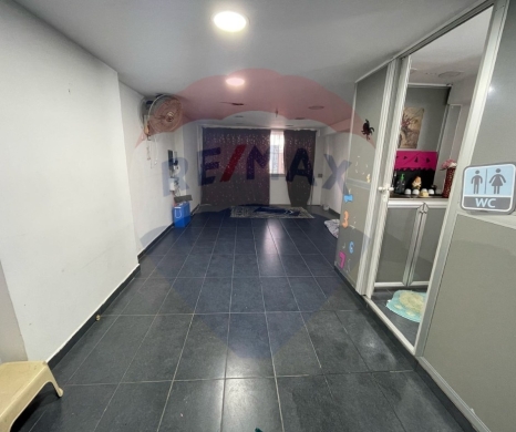 عقارات تجارية للإيجار في Al Thaqafe Street - R9-2845 Shop for Rent in Thaqafa Street - 60 m² Over 2 Floors