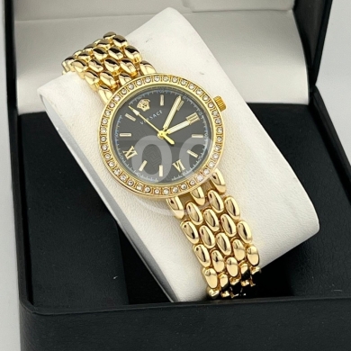 Clothes, Footwear & Accessories in Ras-Beyrouth - ساعة نسوانية