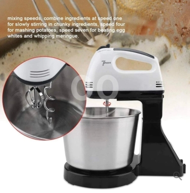 Kitchen appliances in Jeita - خلاط كهربائي بسبع سرعات
