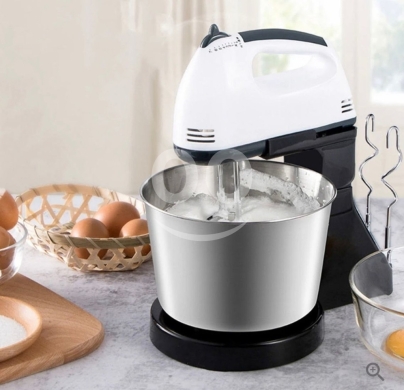 Kitchen appliances in Jeita - 7 Speed Electric Hand and Stand Mixer