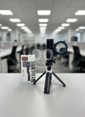 Mobile accessories in Aley - Ready to shoot like a pro Meet the Universal Smartphone QUADPOD