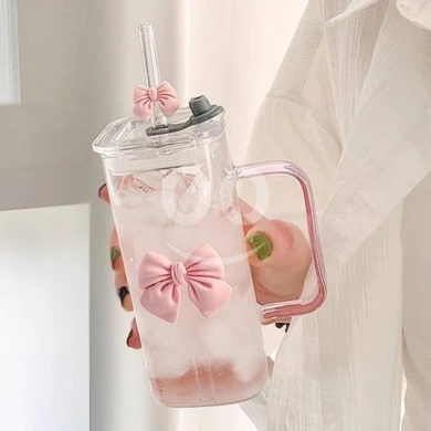 Other Goods in Beirut City - Cute Pink Bow Glass Cup
