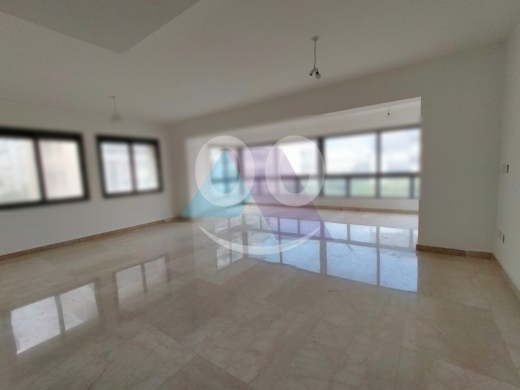 Apartments for sale in Badaro - 188m2 apartment/prime location/ 4sale in Badaro - شقة للبيع في بداروMH63A83