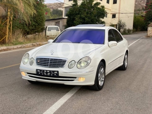 Mercedes-Benz dans Berqayel - Mercedes 350E model 2006