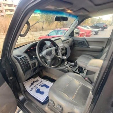 Mitsubishi in Saida - Mitsubishi Montero model 2001