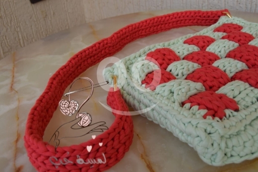 الملابس، الأحذية والزينة في جزين - handmade bag