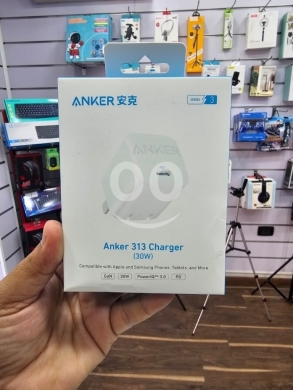 Mobile accessories in Saida - Anker adapter 30 W