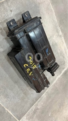 أكسسوارات وقطع غيار للمركبات في طرابلس - Honda CRV Fuel Vapor Canister 2015