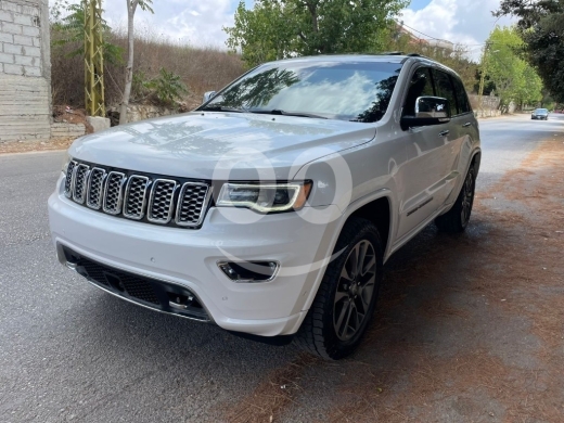 2017 Jeep Grand Cherokee Overland V8 - White Luxury SUV - Low Mileage — 5