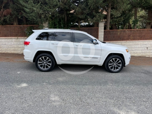 2017 Jeep Grand Cherokee Overland V8 - White Luxury SUV - Low Mileage — 2
