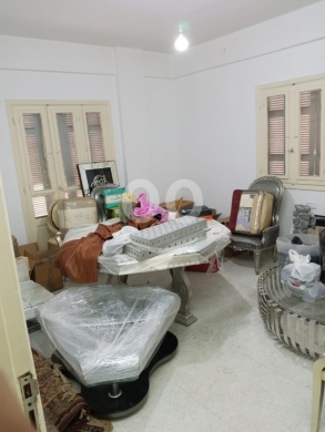 شقق للبيع في طرابلس - Massive 200 sqm Apartment for Sale Behind Monla Hospital, Tripoli - 3 Bedrooms & Living Room